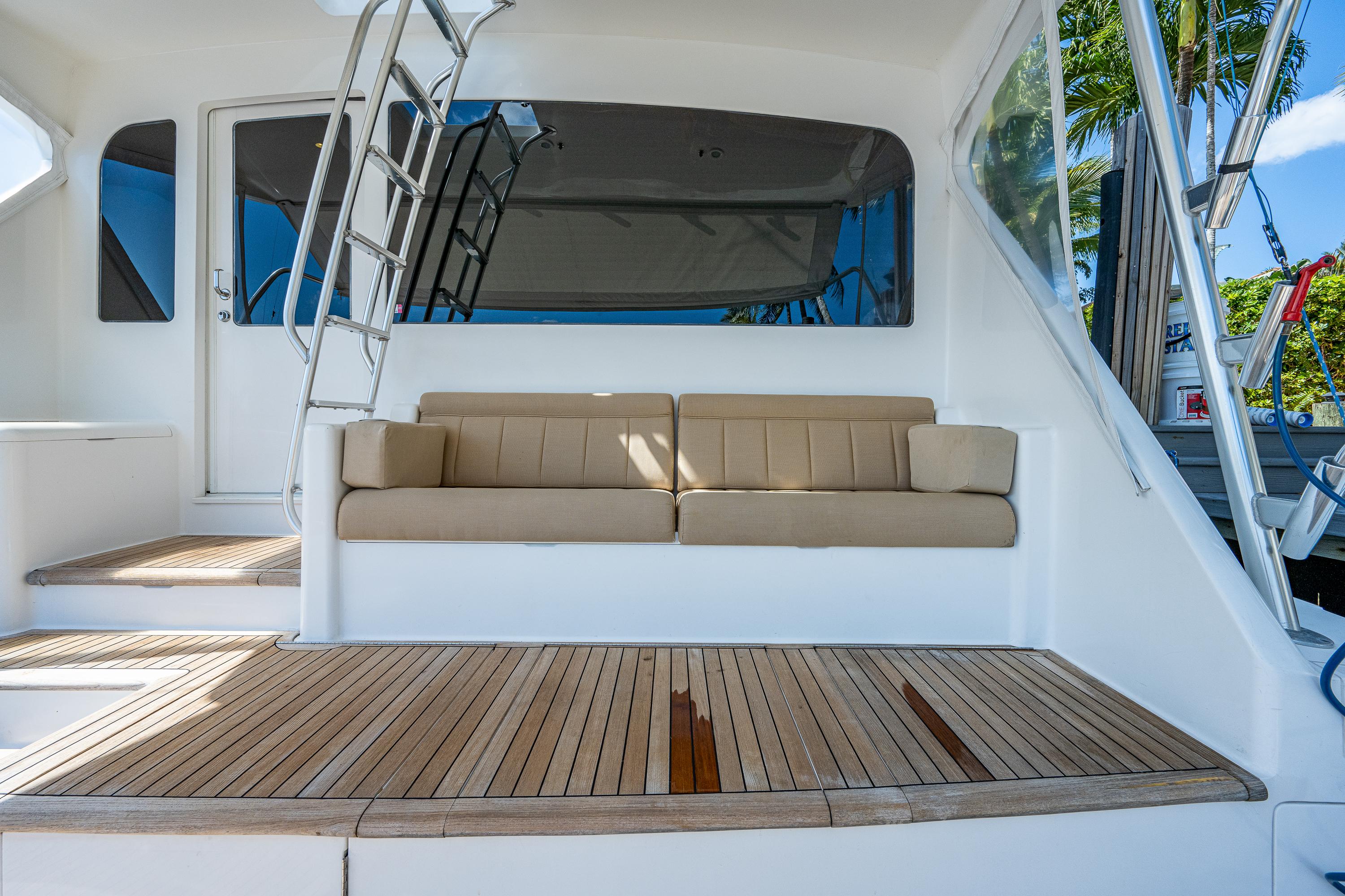 Viking 74 Convertible Reel Estate - Cockpit, Mezzanine Seating