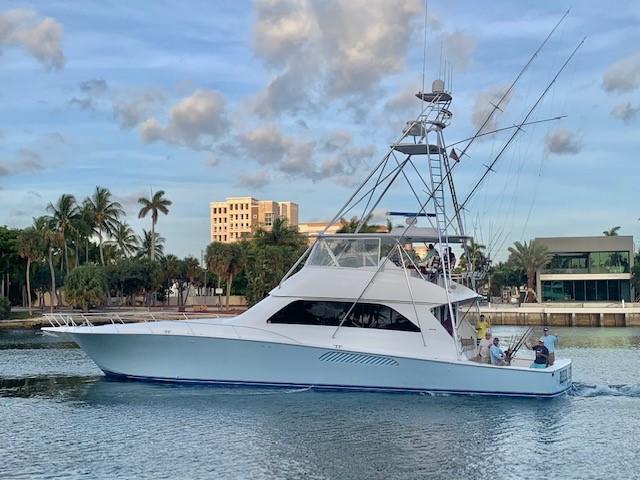 STILL LUCKY 43ft 1990 Viking Yacht For Sale Bahamas Charter Yacht Show