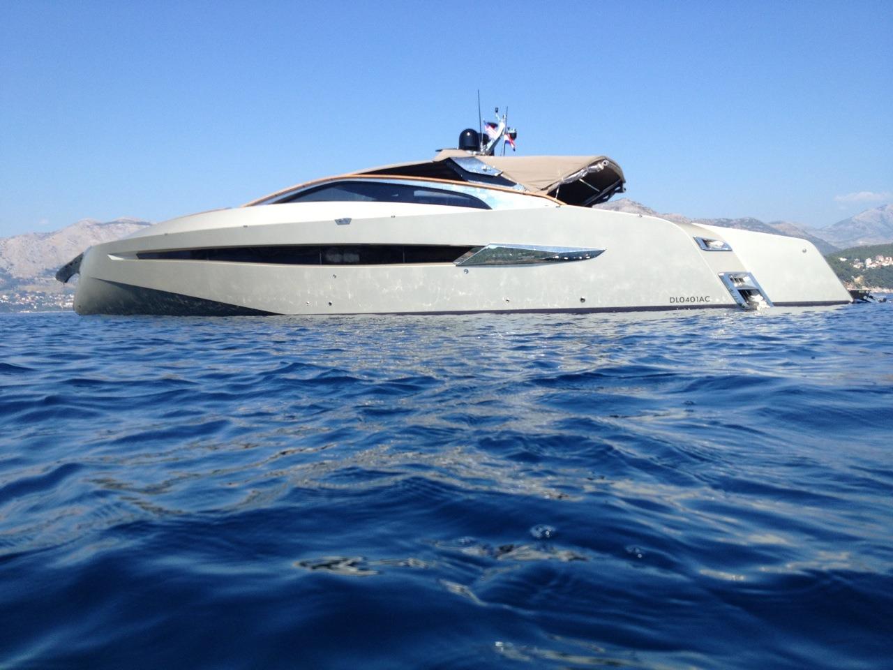 hedonist yacht for sale