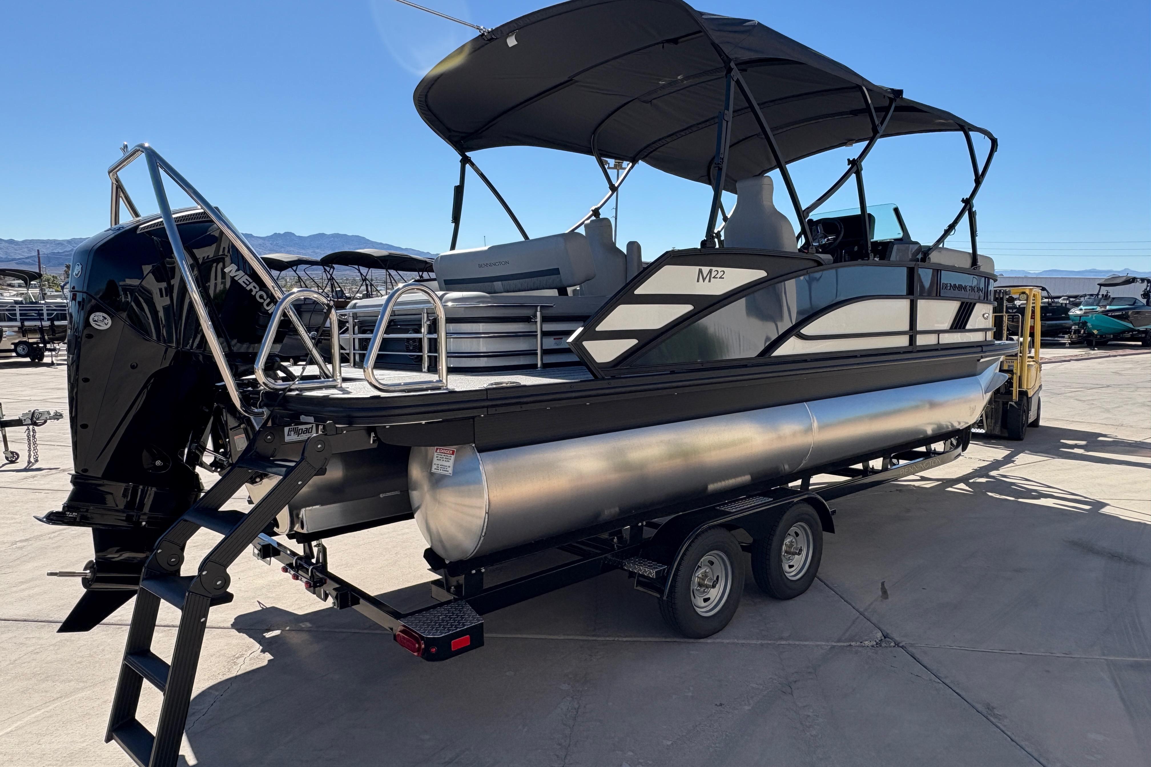 2026 Bennington 22 MSB #B7098G inventory image at Sun Country Marine Group, Lake Havasu City, AZ