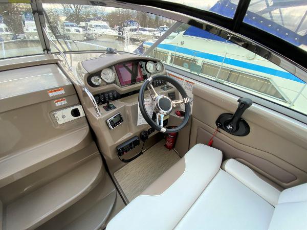 2016 Regal 28 Express