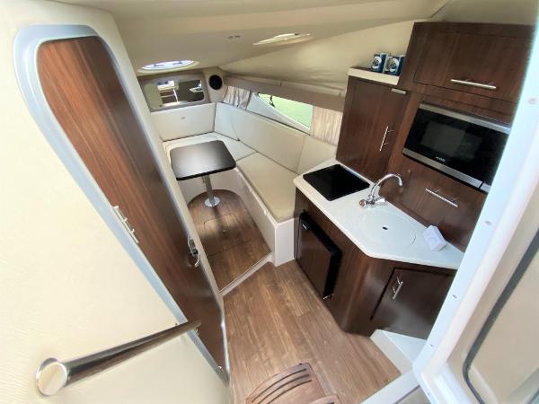 2016 Regal 28 Express