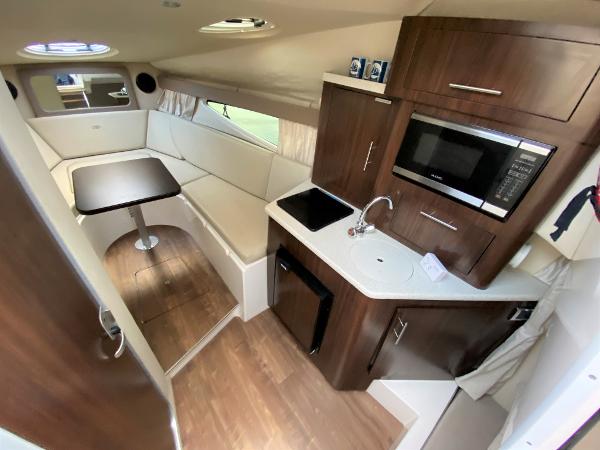2016 Regal 28 Express