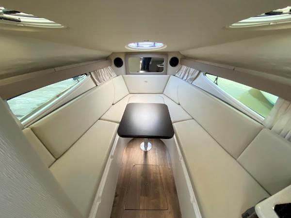 2016 Regal 28 Express