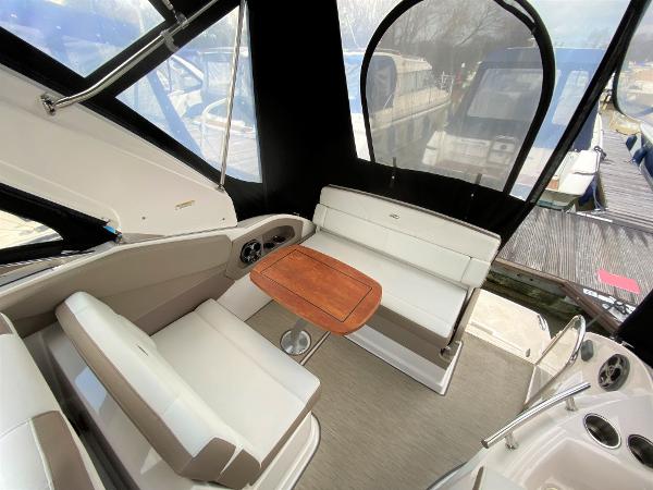 2016 Regal 28 Express