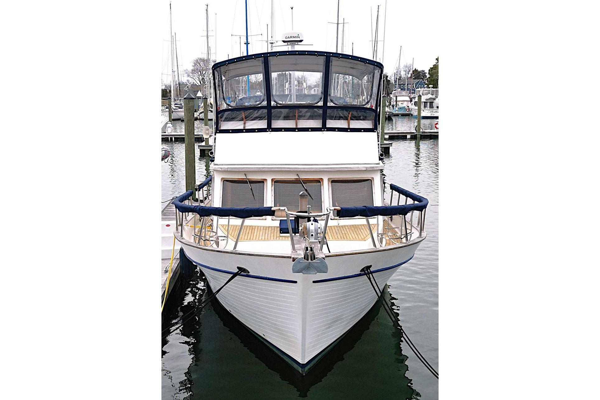 M 10650 CF Knot 10 Yacht Sales M 10650 CF Knot 10 Yacht Sales