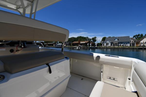 23' Boston Whaler, Listing Number 100874347, - Photo No. 19