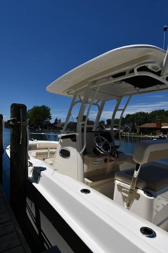 23' Boston Whaler, Listing Number 100874347, - Photo No. 6