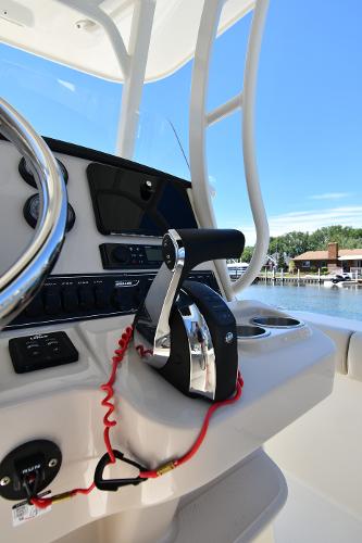 23' Boston Whaler, Listing Number 100874347, - Photo No. 14