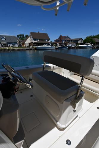 23' Boston Whaler, Listing Number 100874347, Image No. 16