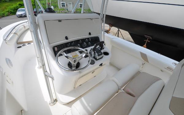 27' Boston Whaler, Listing Number 100903838, Image No. 25