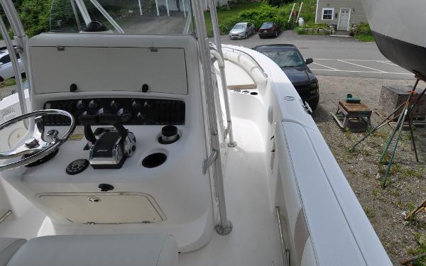 27' Boston Whaler, Listing Number 100903838, Image No. 41