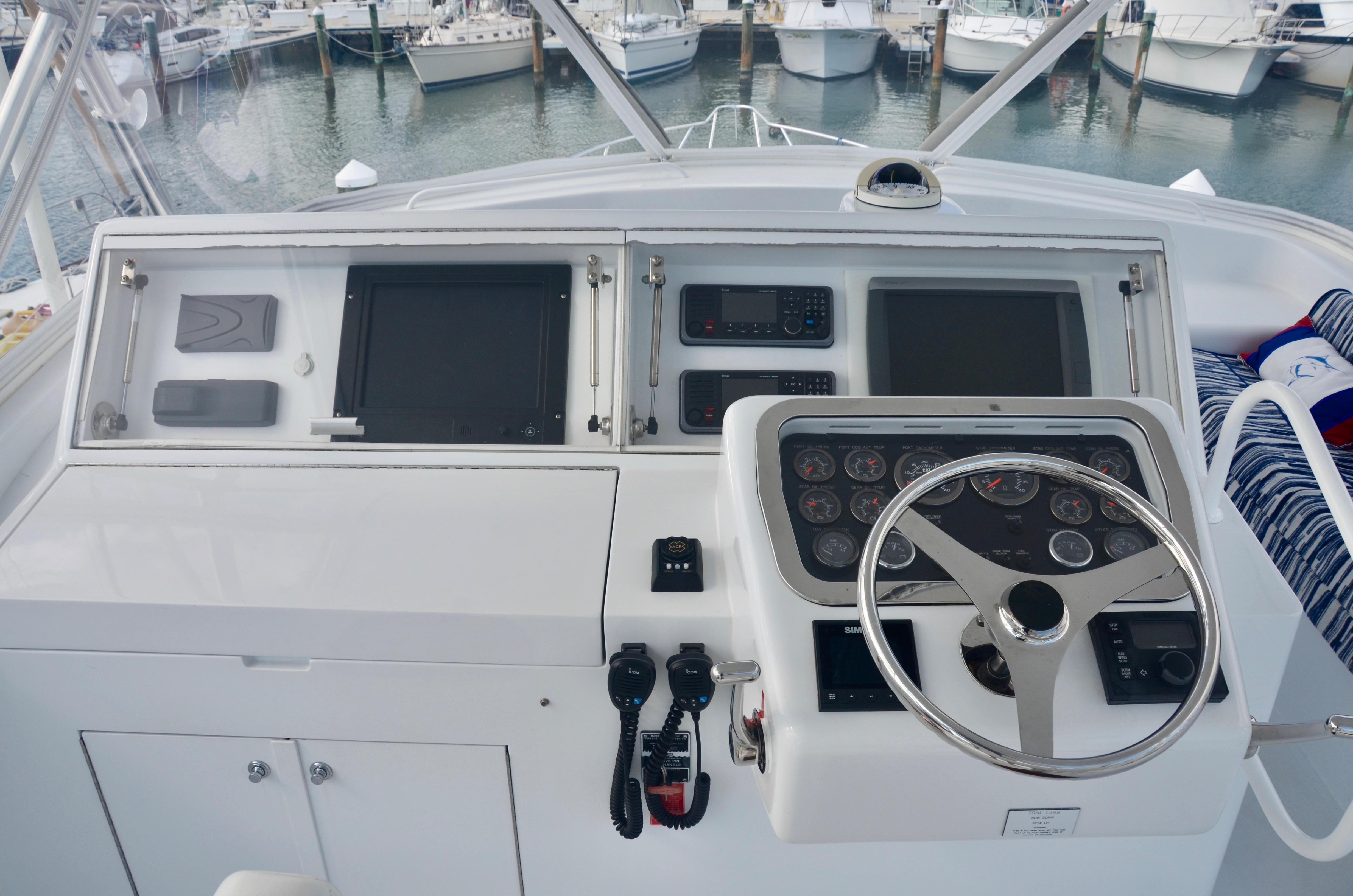 Hatteras 50-Moriah-Flybridge
