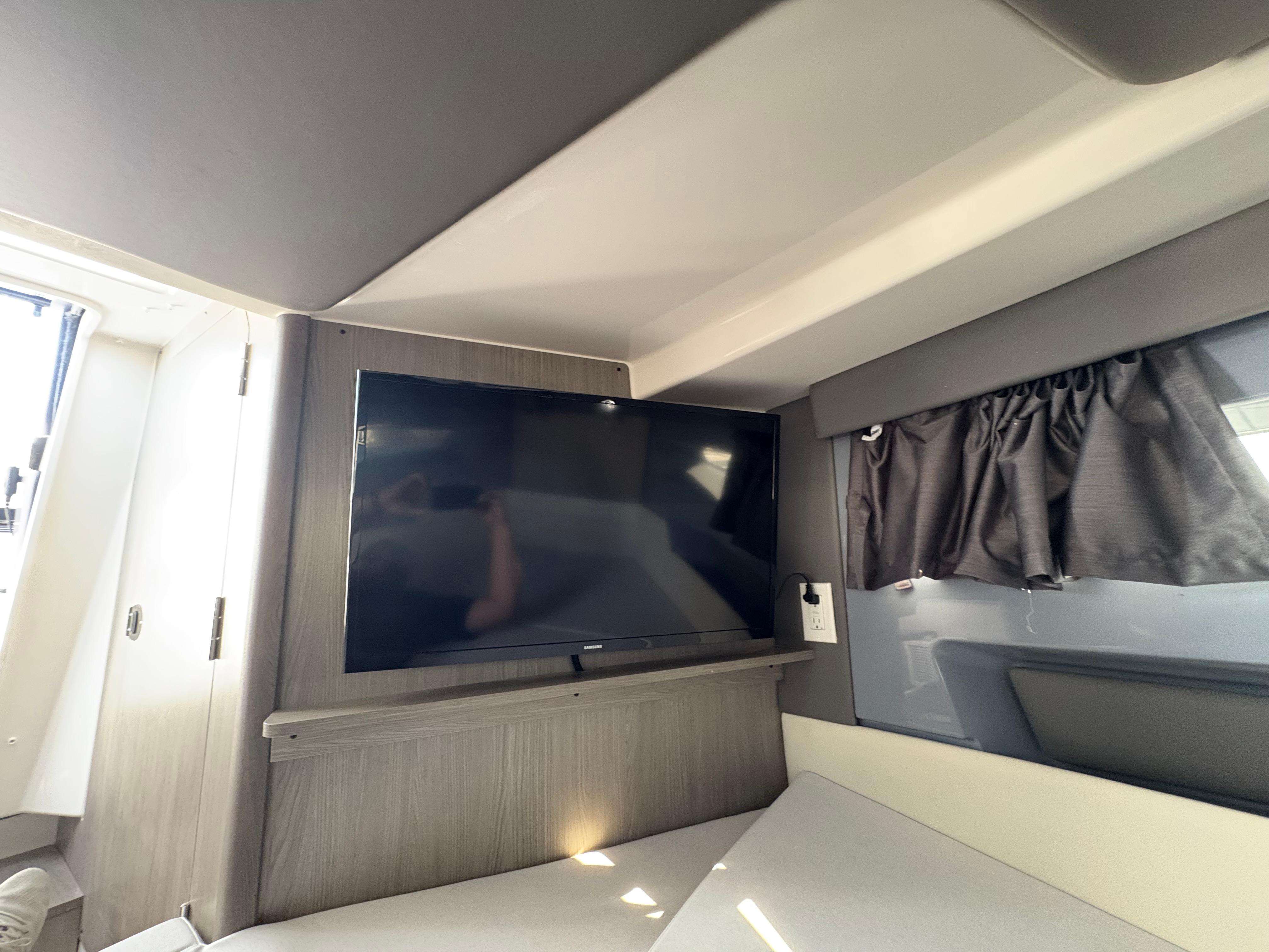 2025 Navan S30 #NV117L inventory image at Sun Country Marine Group, Newport Beach