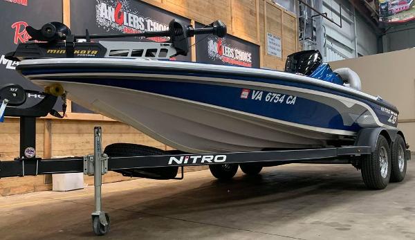 2017 Nitro boat for sale, model of the boat is Z18 & Image # 5 of 16