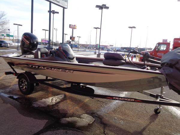 2021 Tracker Boats boat for sale, model of the boat is Pro Team 175 TXW & Image # 6 of 55