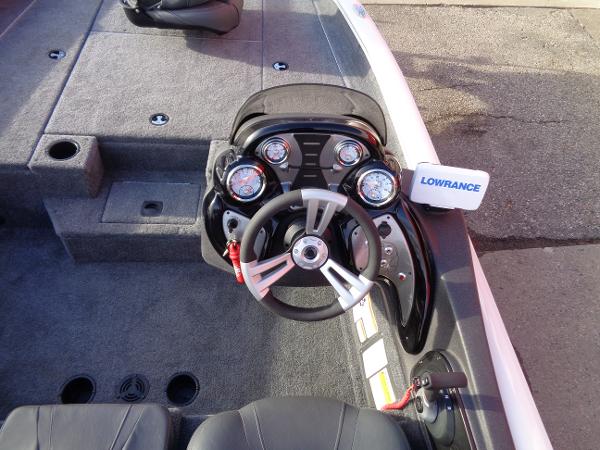 2021 Tracker Boats boat for sale, model of the boat is Pro Team 175 TXW & Image # 8 of 55