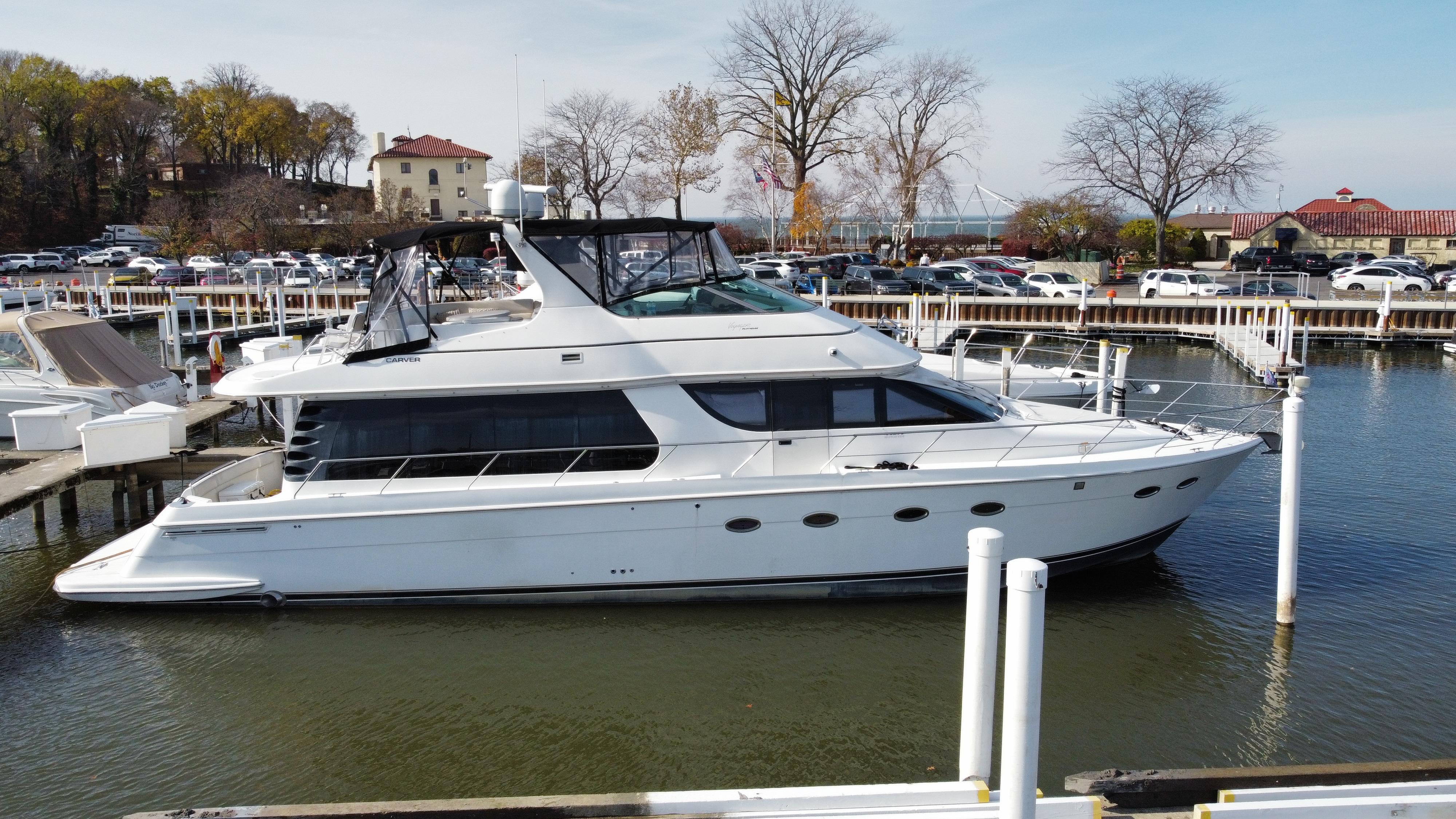 57 ft carver yacht