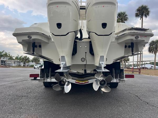 32' Boston Whaler, Listing Number 100916355, Image No. 42