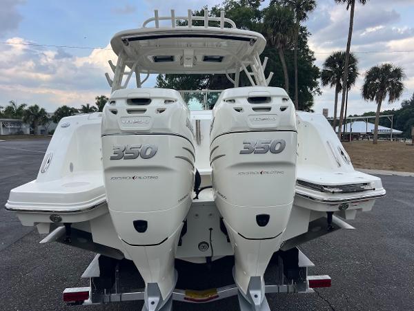32' Boston Whaler, Listing Number 100916355, - Photo No. 15