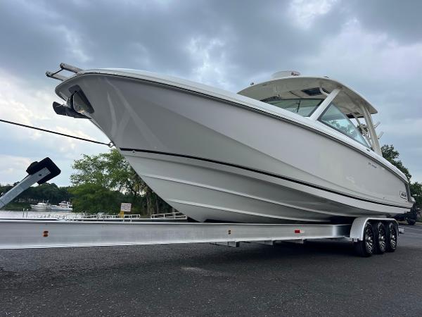 32' Boston Whaler, Listing Number 100916355, Image No. 22