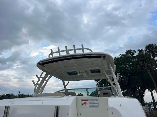 32' Boston Whaler, Listing Number 100916355, - Photo No. 24