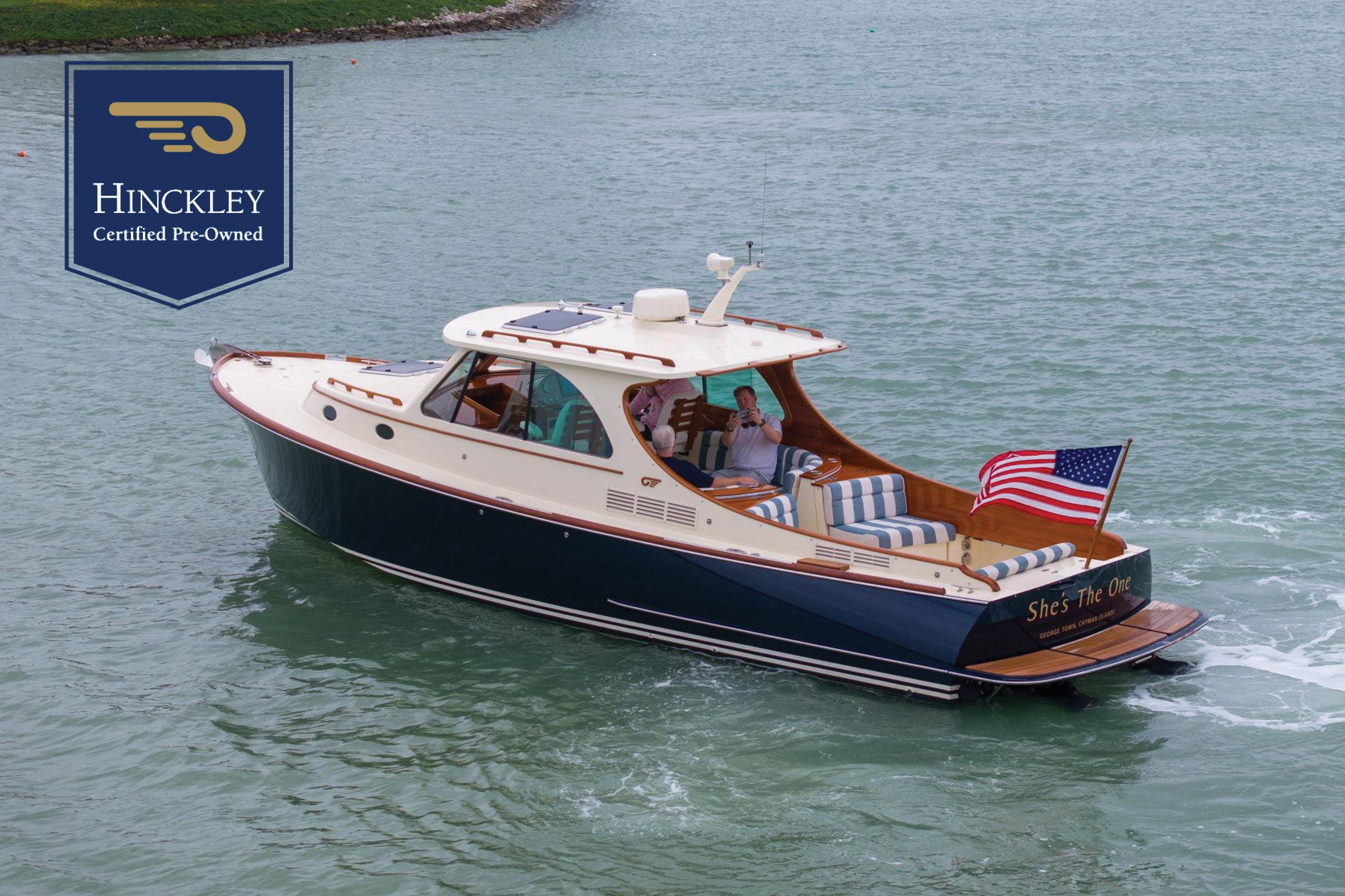 2019 Hinckley 34 Picnic Boat