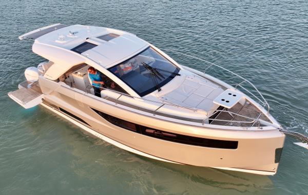 2024 Jeanneau DB/43 OB