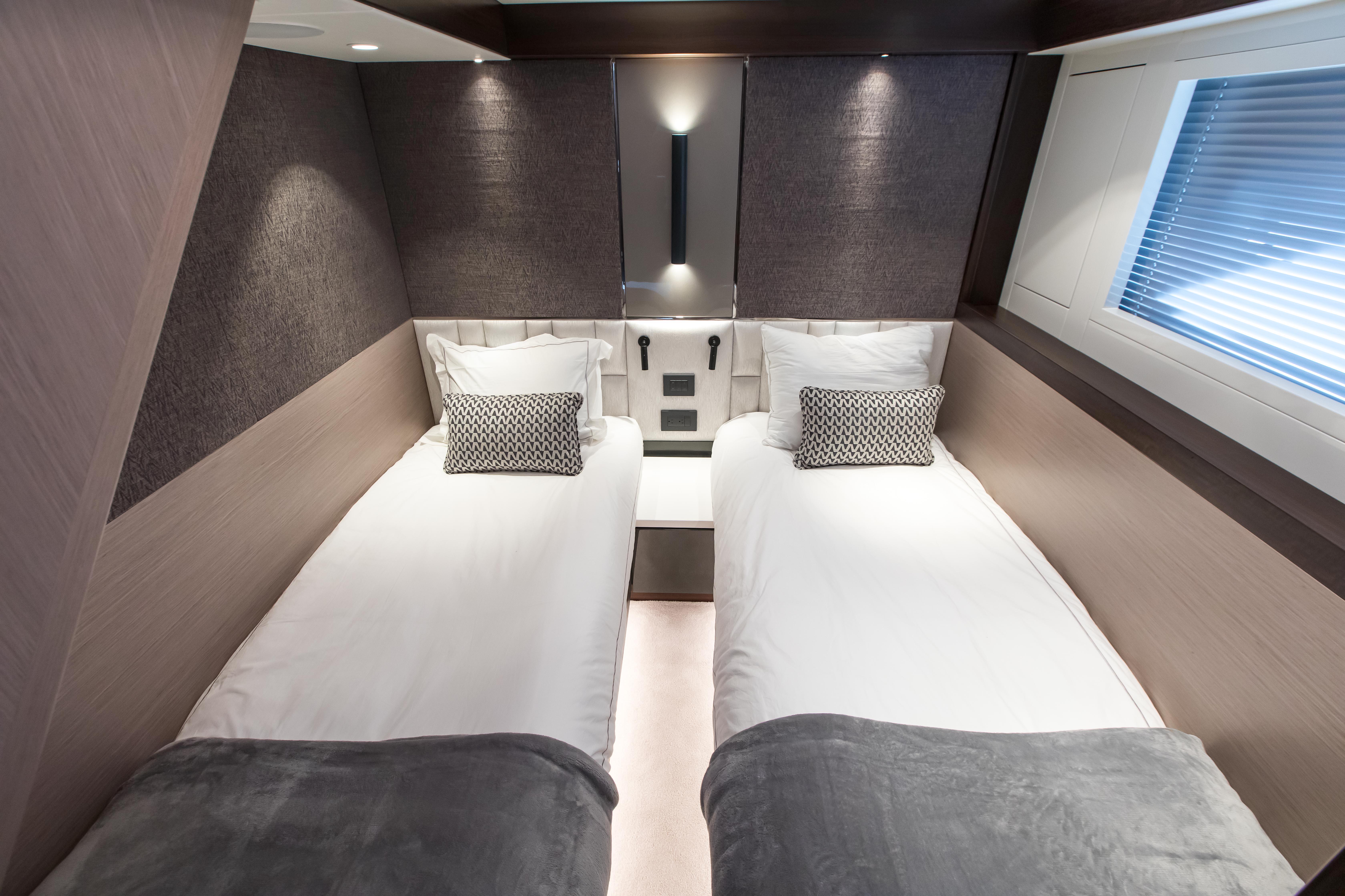 2022 Sunseeker Manhattan 68