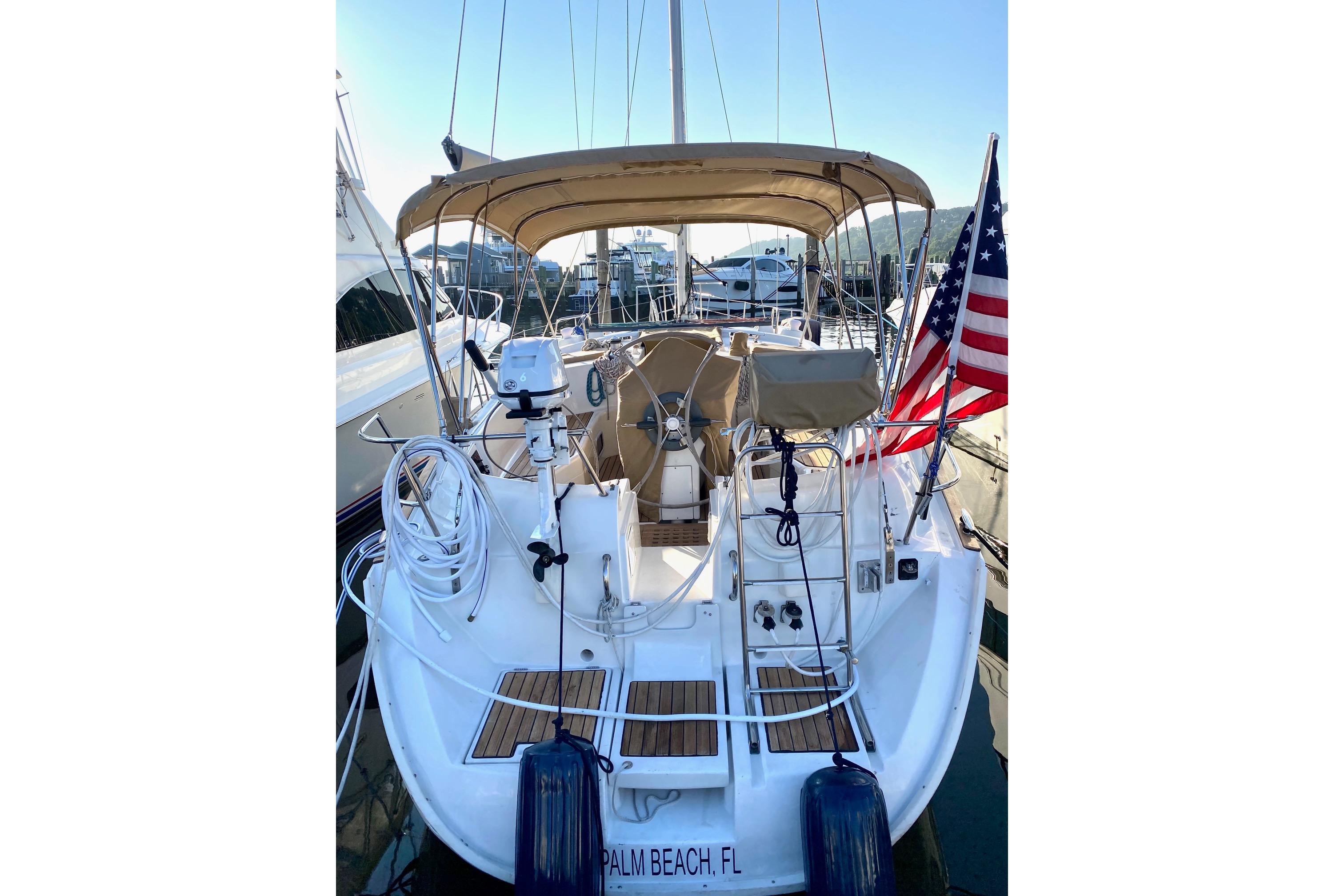 Yacht Photos Pics
