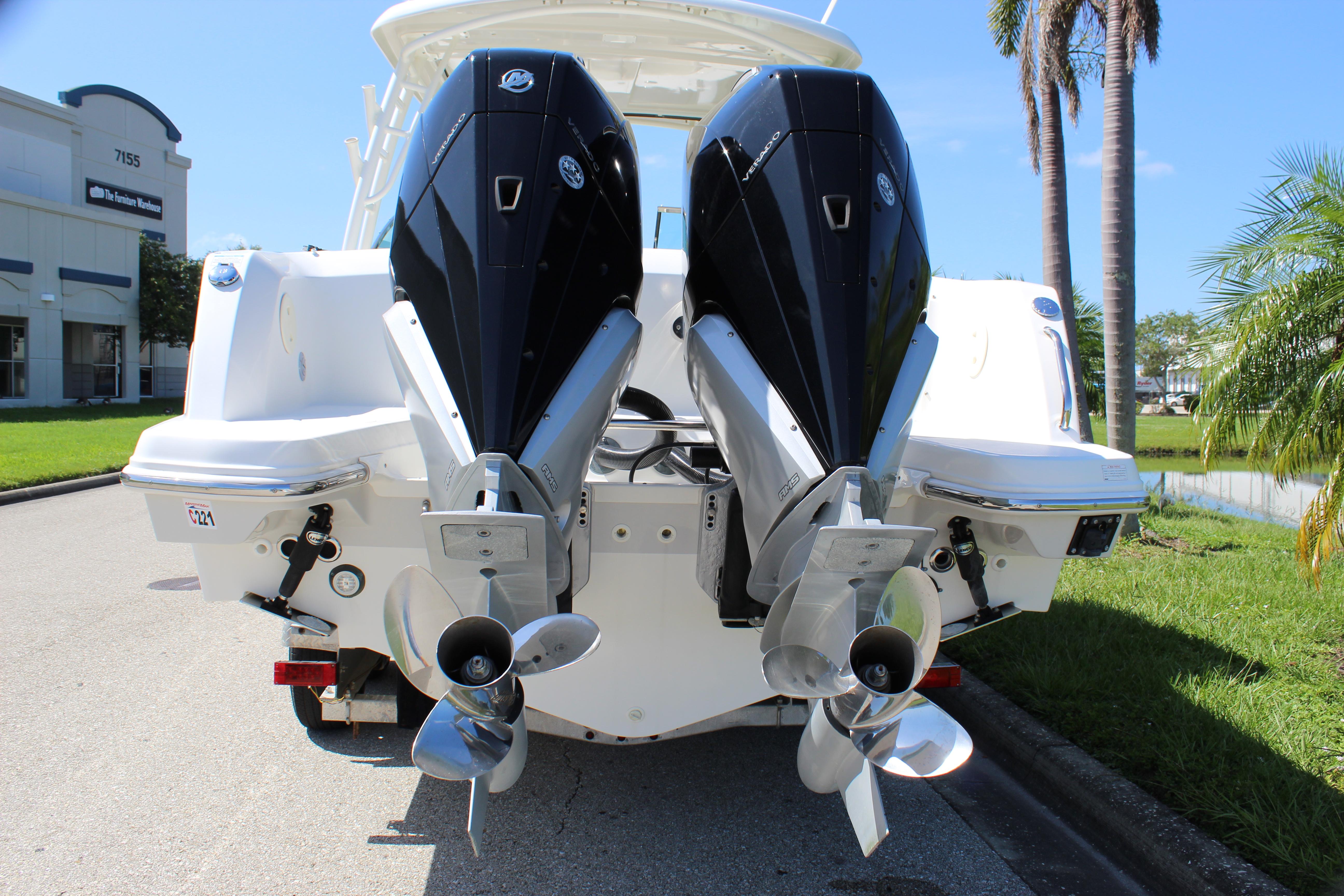 2018-boston-whaler-270-vantage-power-9879491-20250721145220385-1
