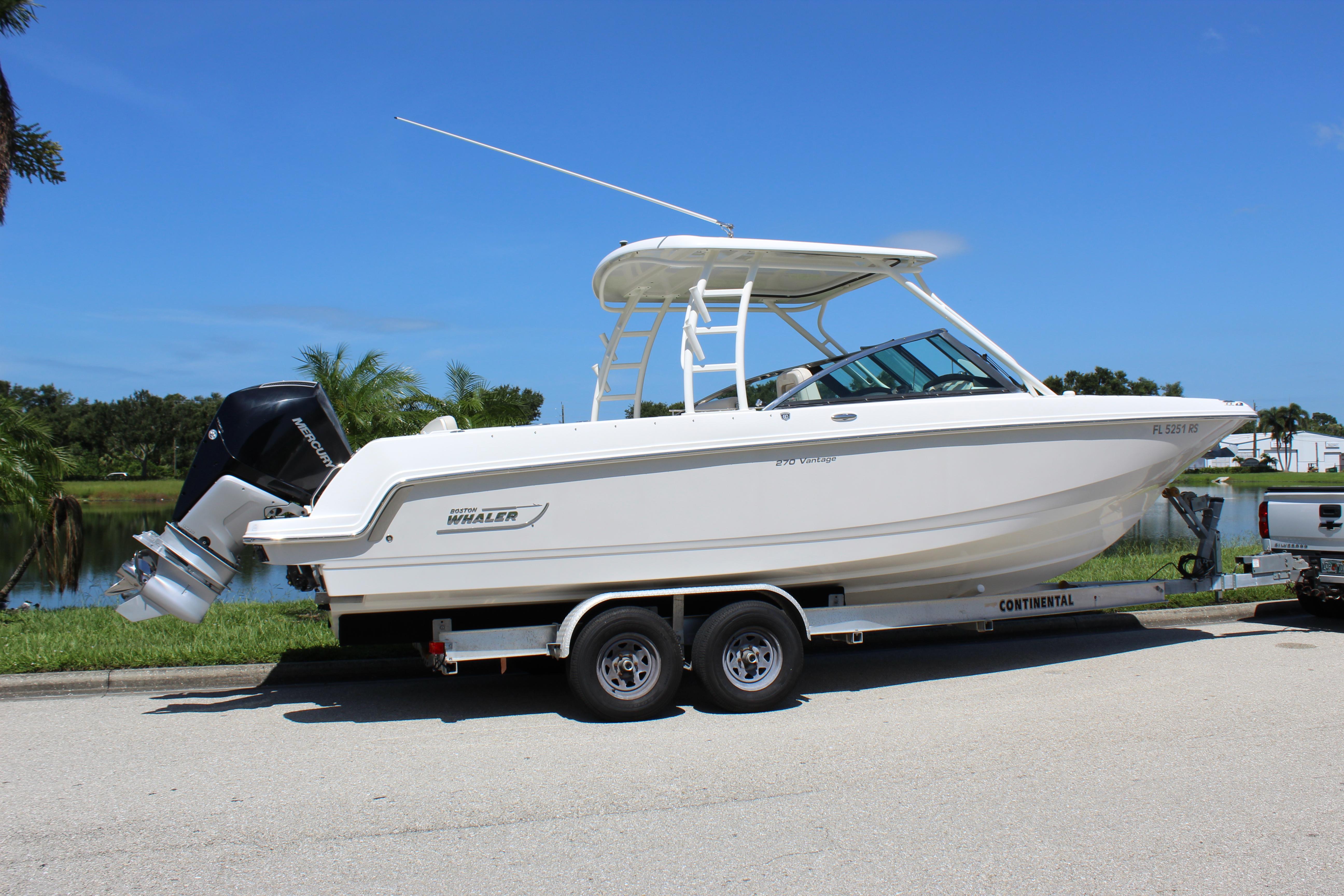 2018-boston-whaler-270-vantage-power-9879491-20250721145705754-1