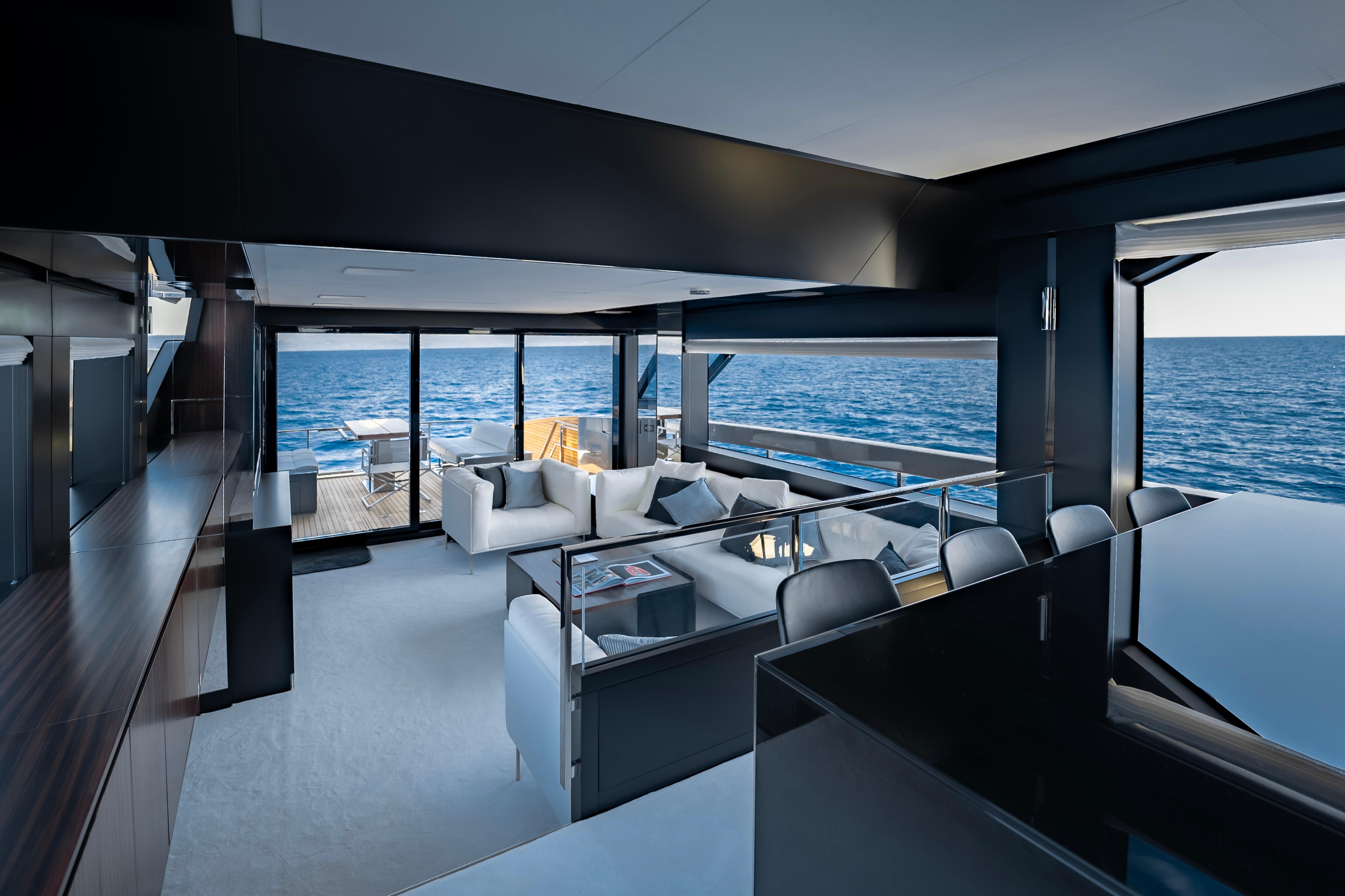 Ferretti S.p.A 82′ Diva