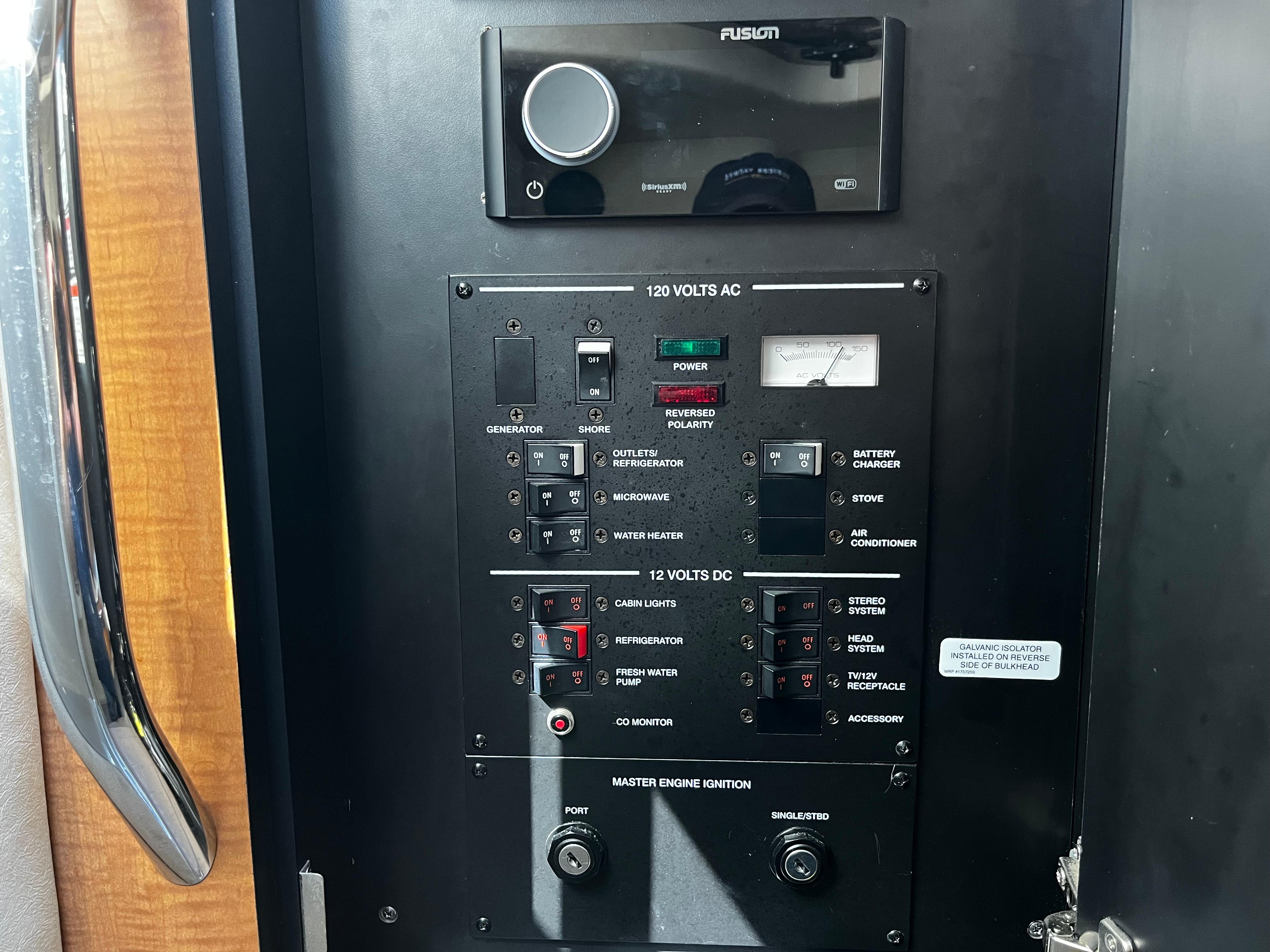 Electrical control panel on a 2006 Sea Ray 290 Sundancer boat.