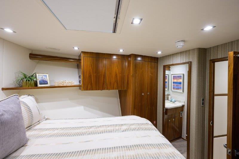 Viking 72 50 CALIBER - Forward Stateroom Berth & Head Access