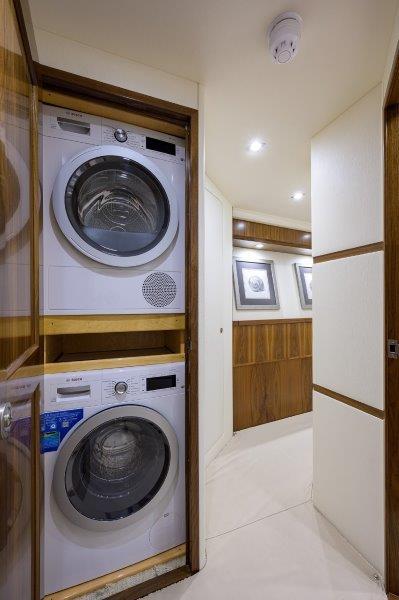 Viking 72 50 CALIBER - Stacked Washer & Dryer