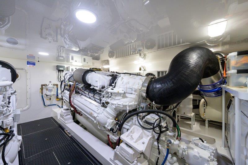 Viking 72 50 CALIBER - Engine Room