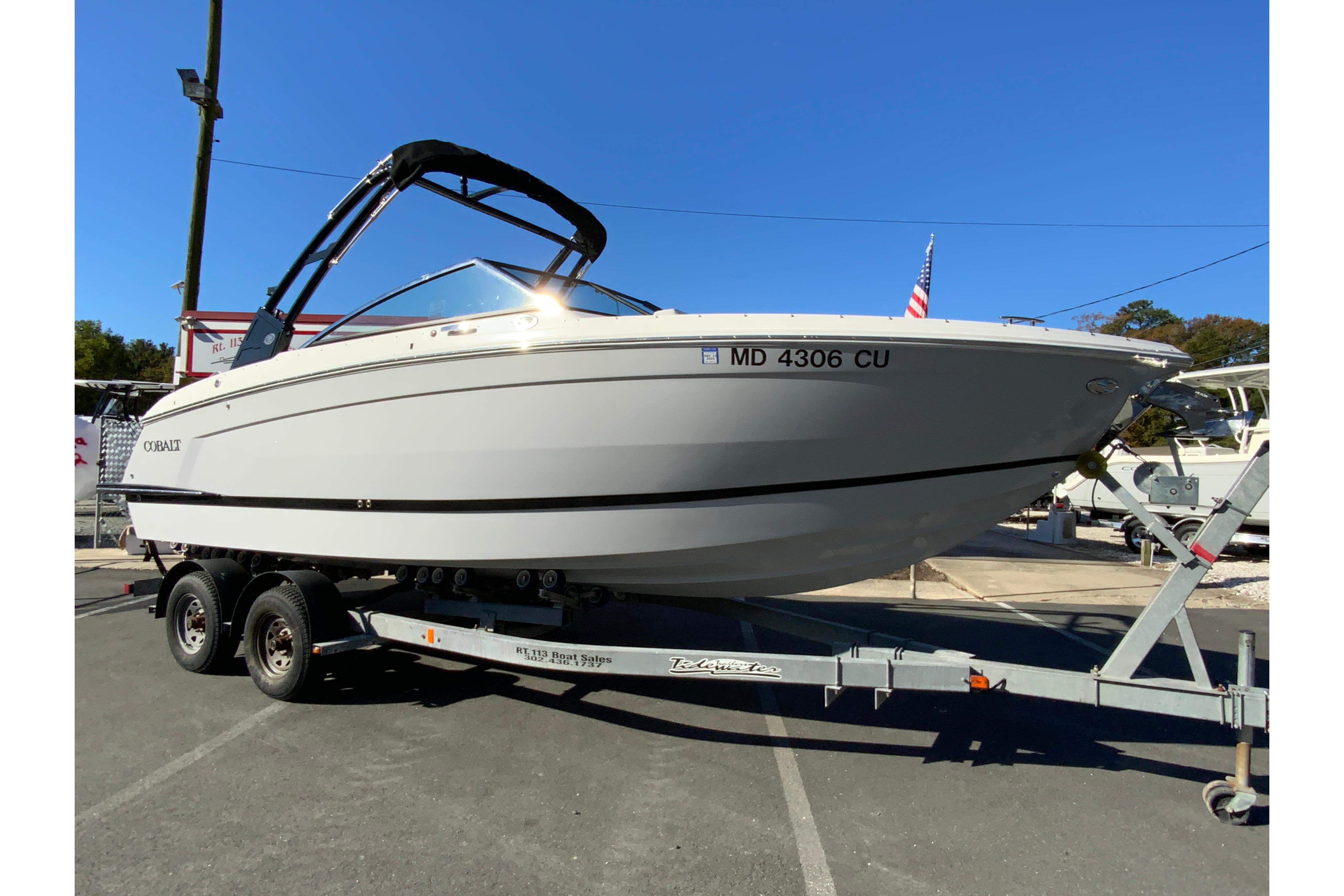 2023 Cobalt R6 Outboard-2