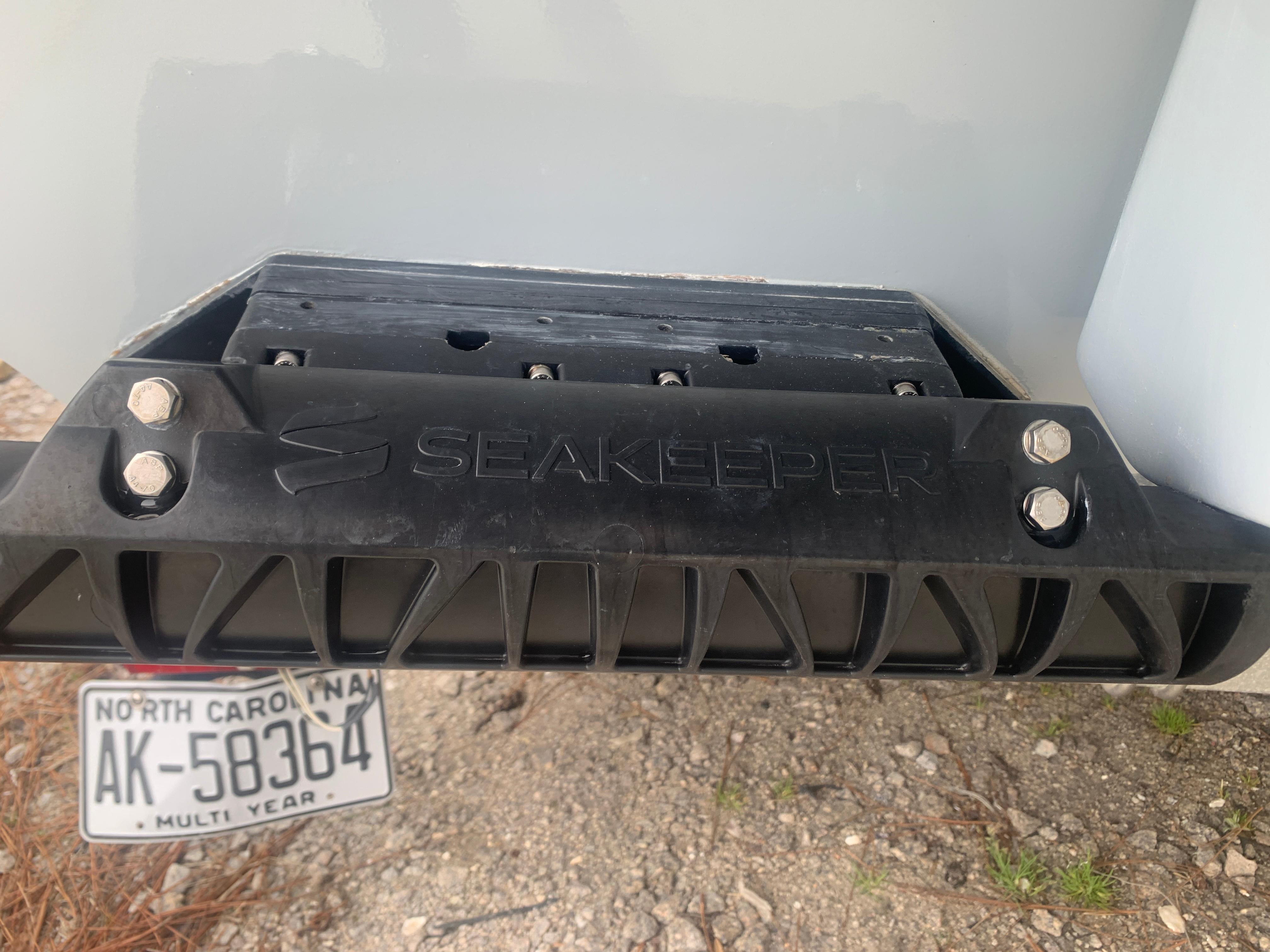 2021-custom-carolina-center-console-power-9689526-974175606-0-200220251312-35