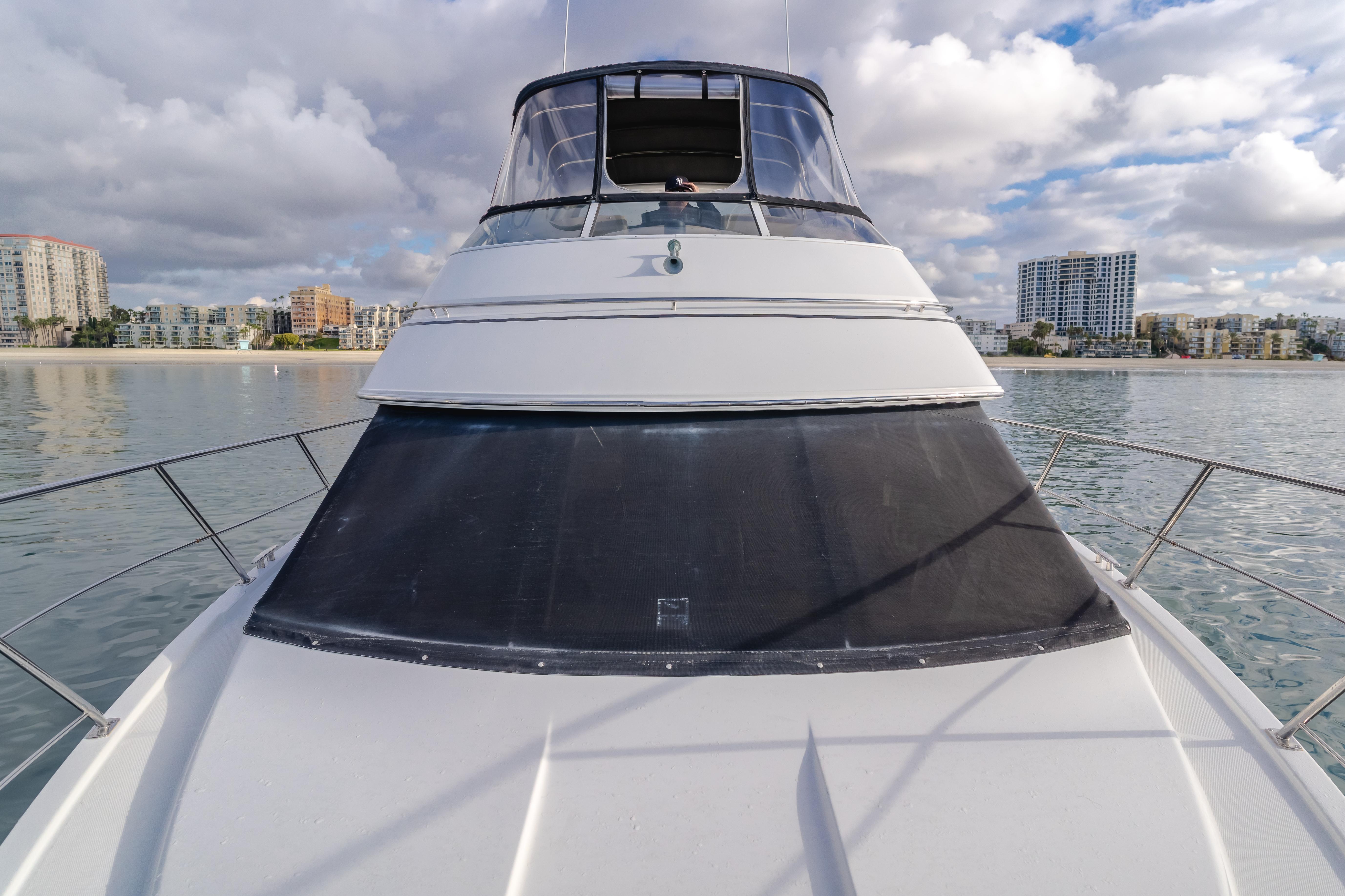 41′ Carver 2005 Yacht for Sale