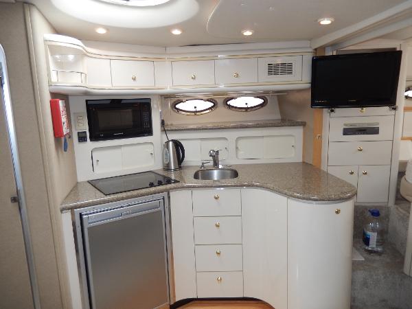 1998 Maxum 4100 SCR