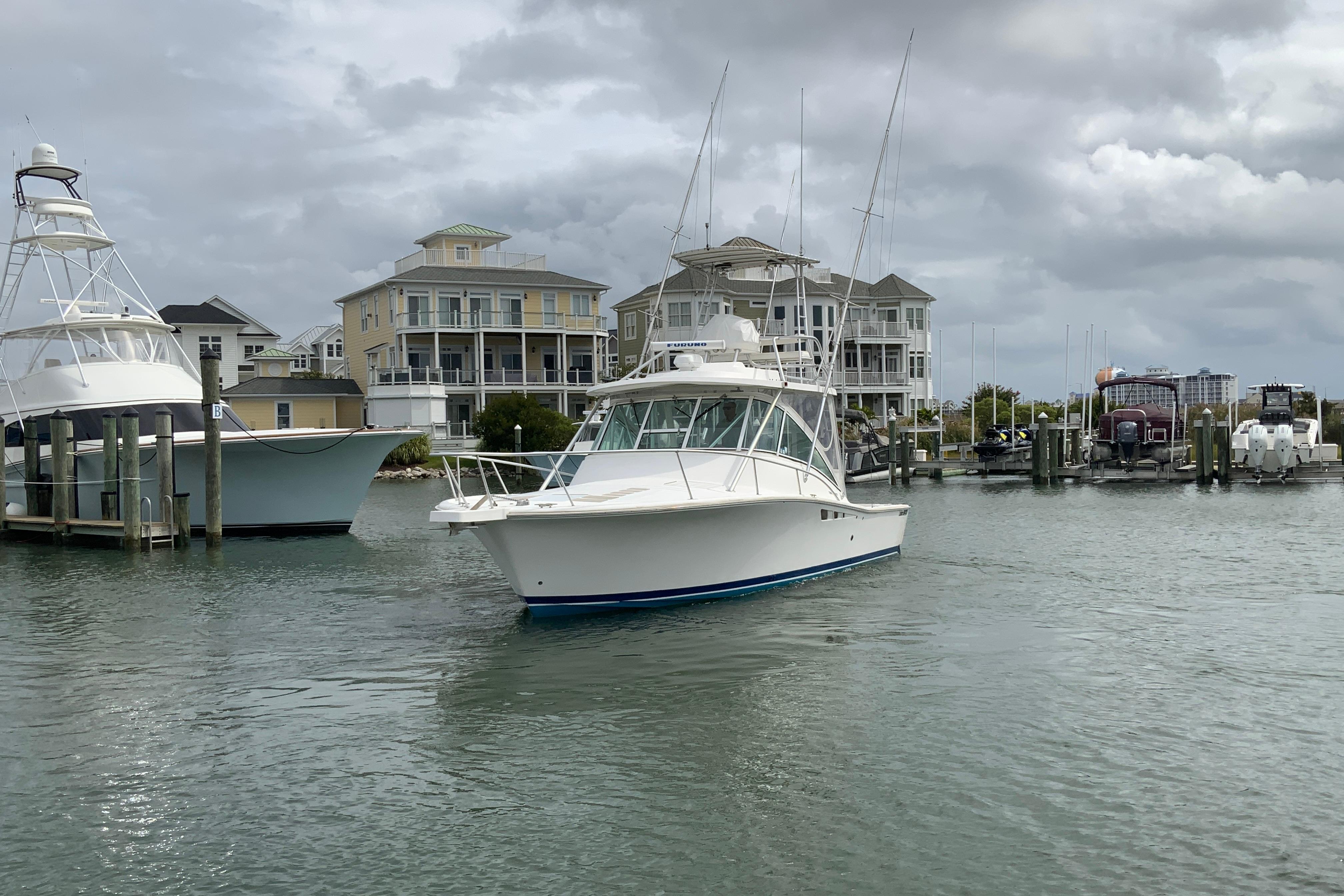 2005 Luhrs 32 Open-5