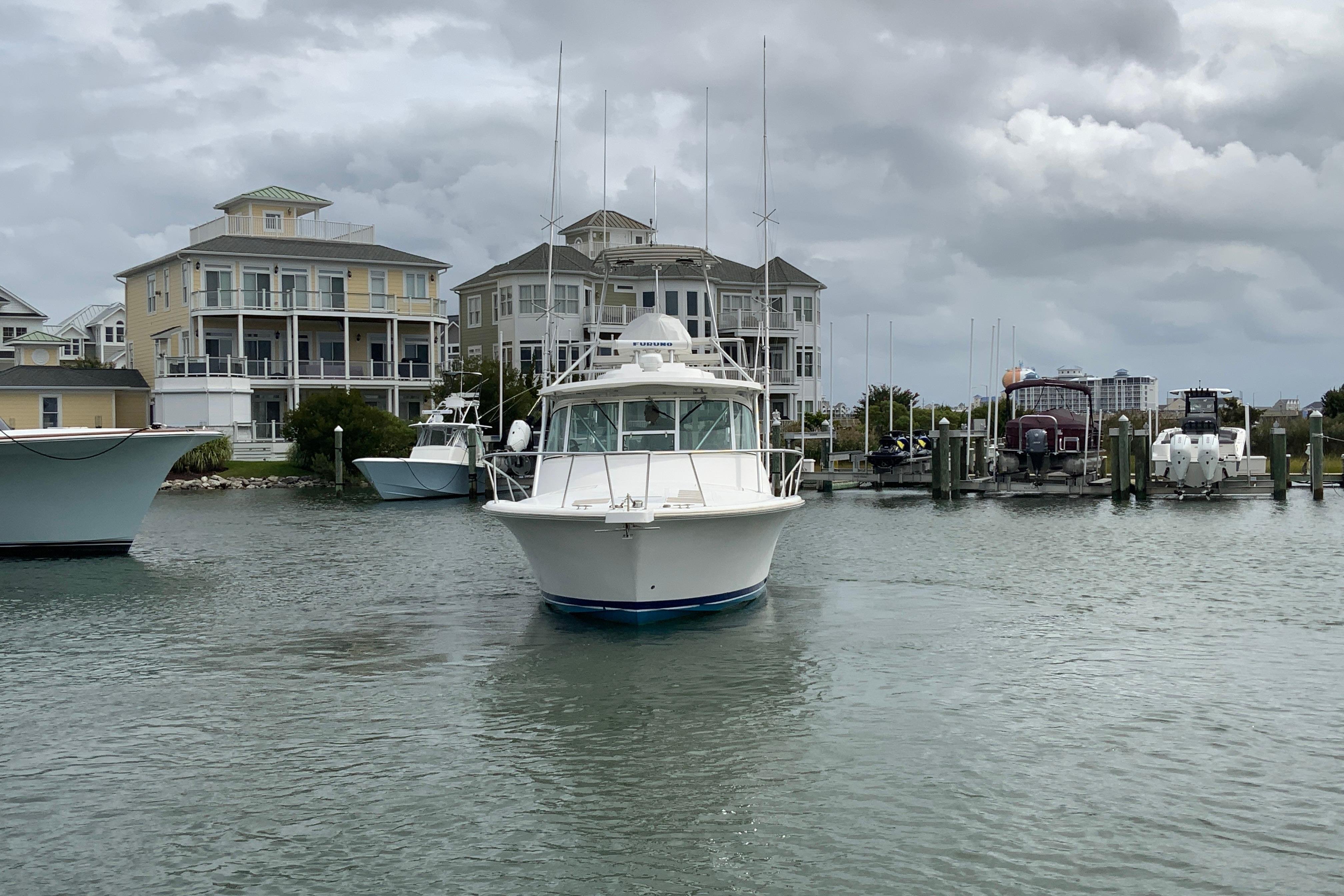 2005 Luhrs 32 Open-8