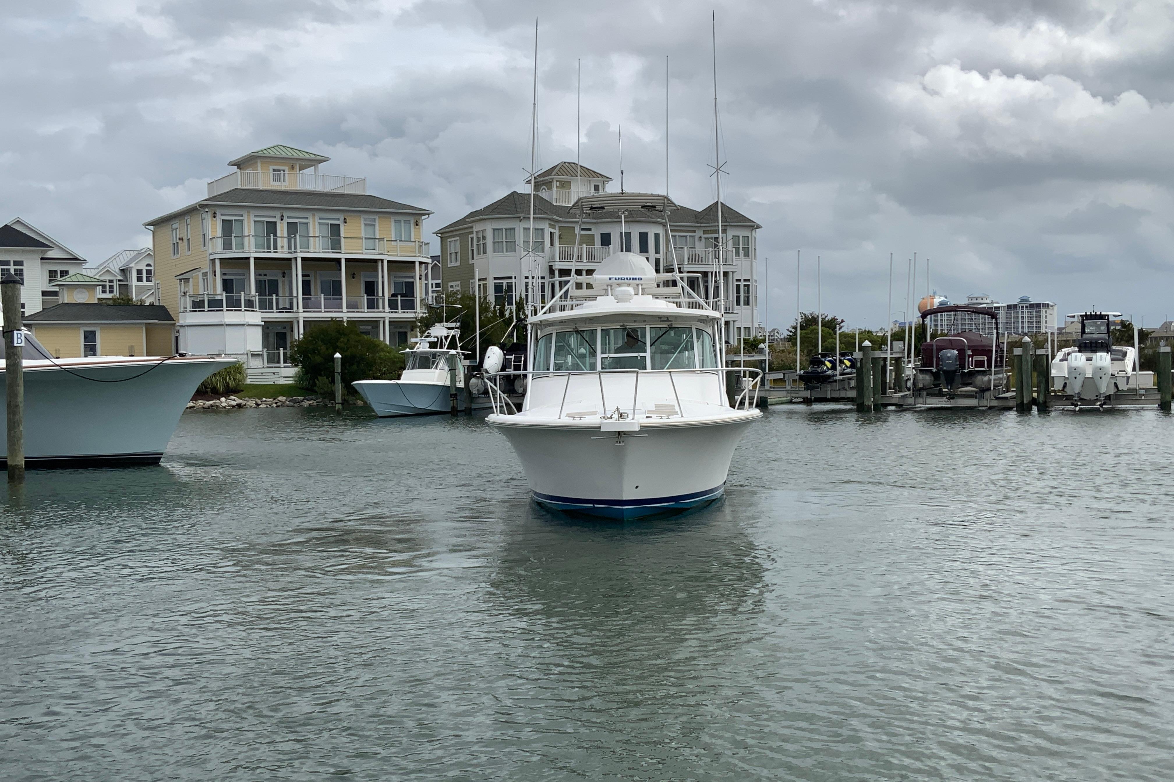 2005 Luhrs 32 Open-9