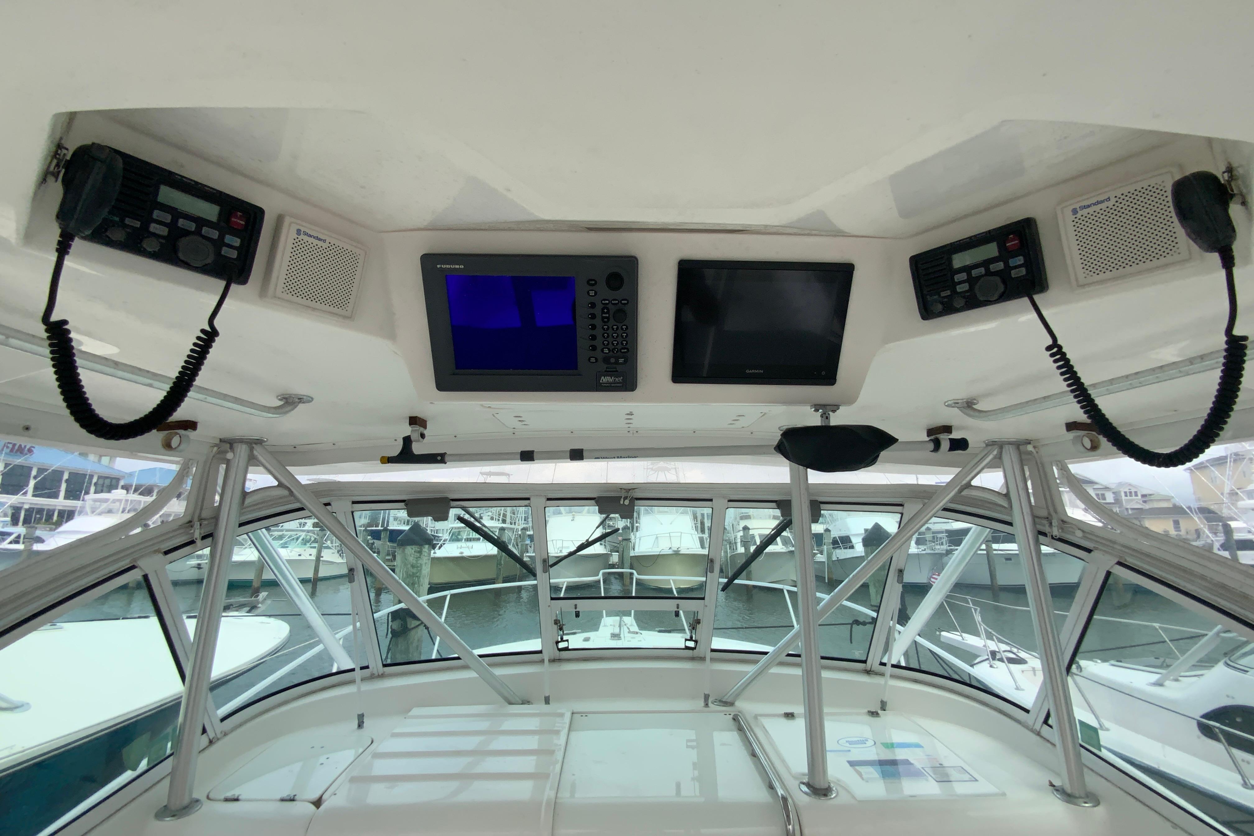 2005 Luhrs 32 Open-41