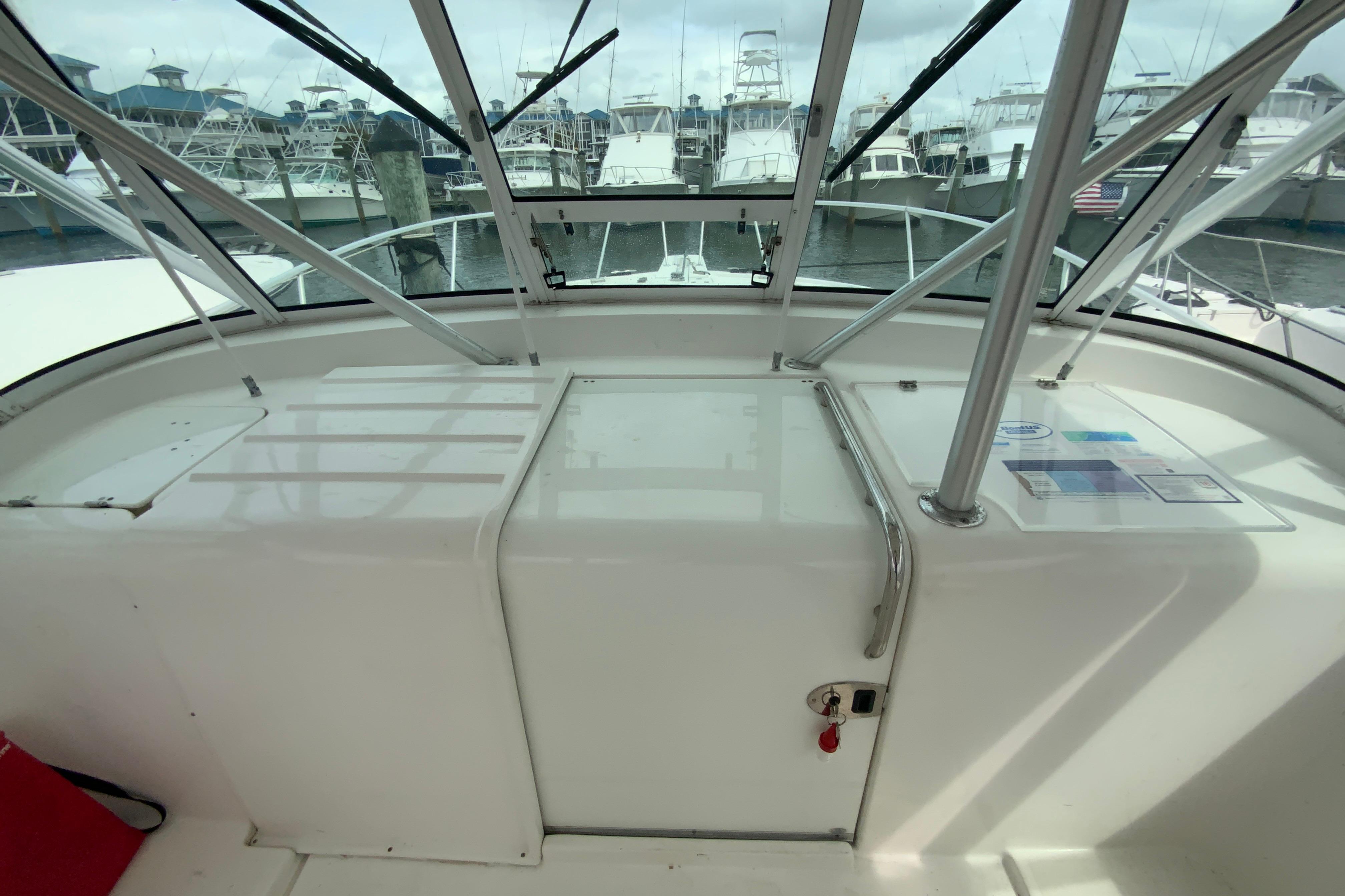 2005 Luhrs 32 Open-49