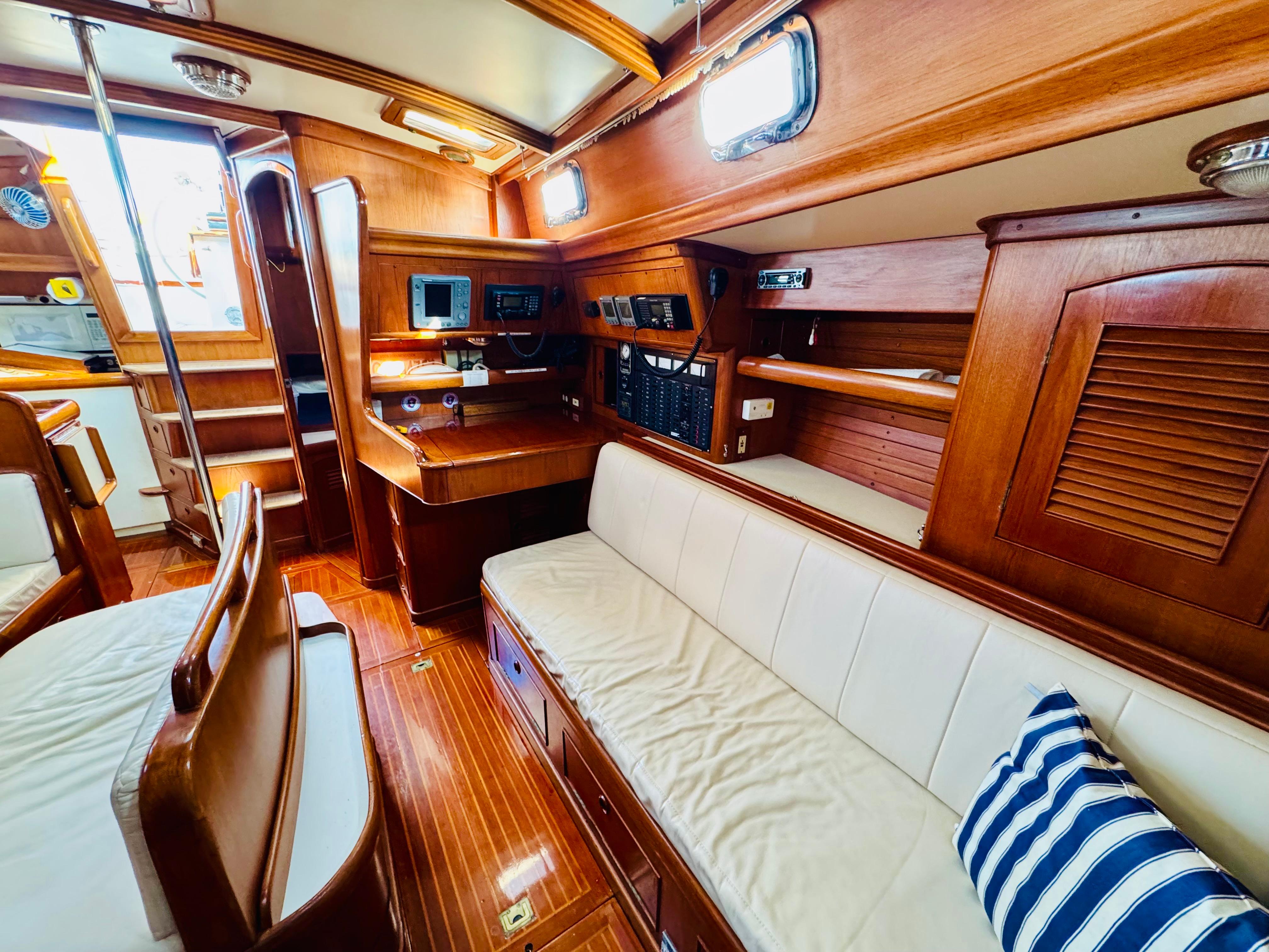 Newport RI Yacht Brokerage