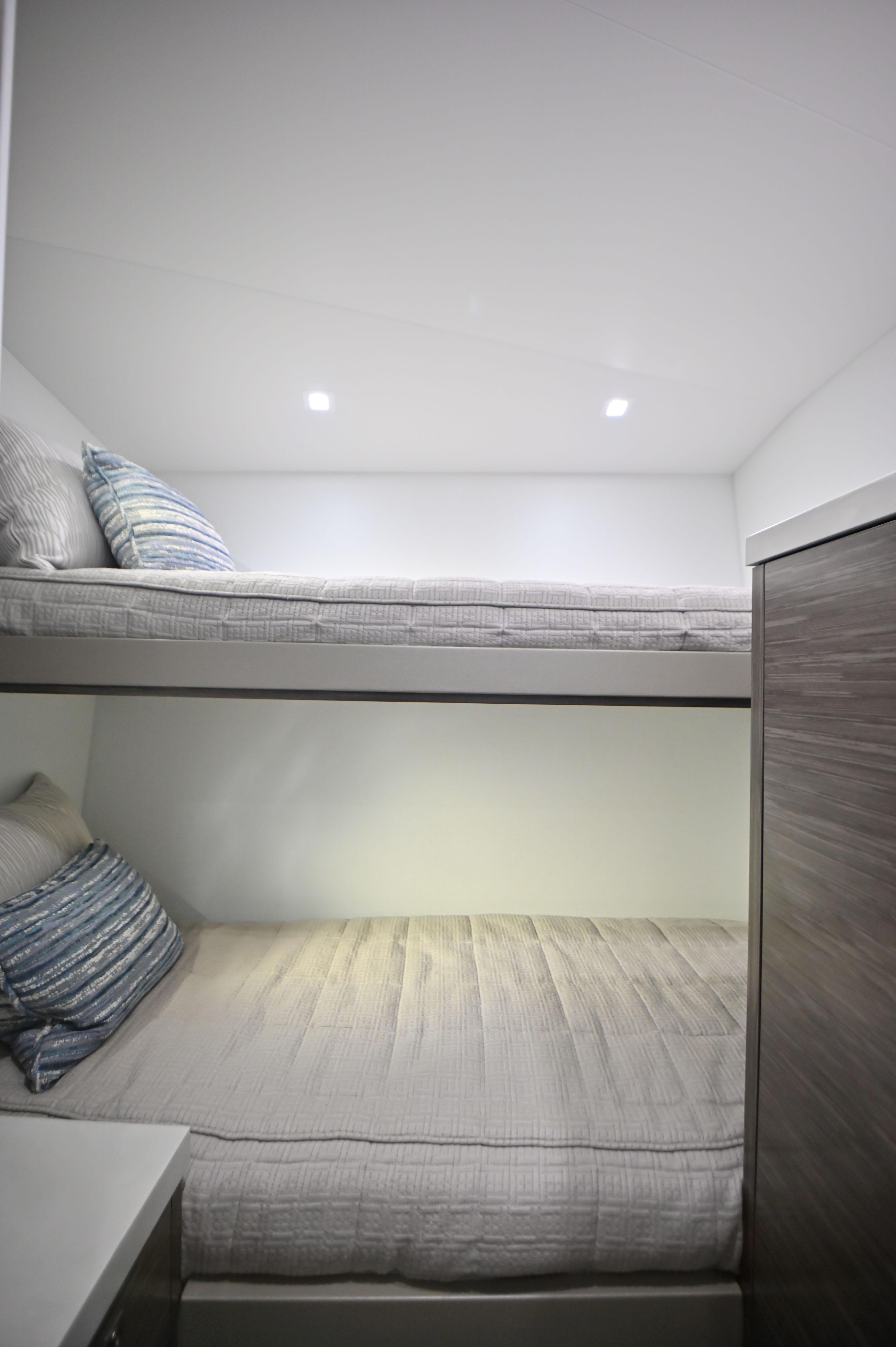 2021 Hatteras 65 GT - Fish Tank - Port Forward Stateroom