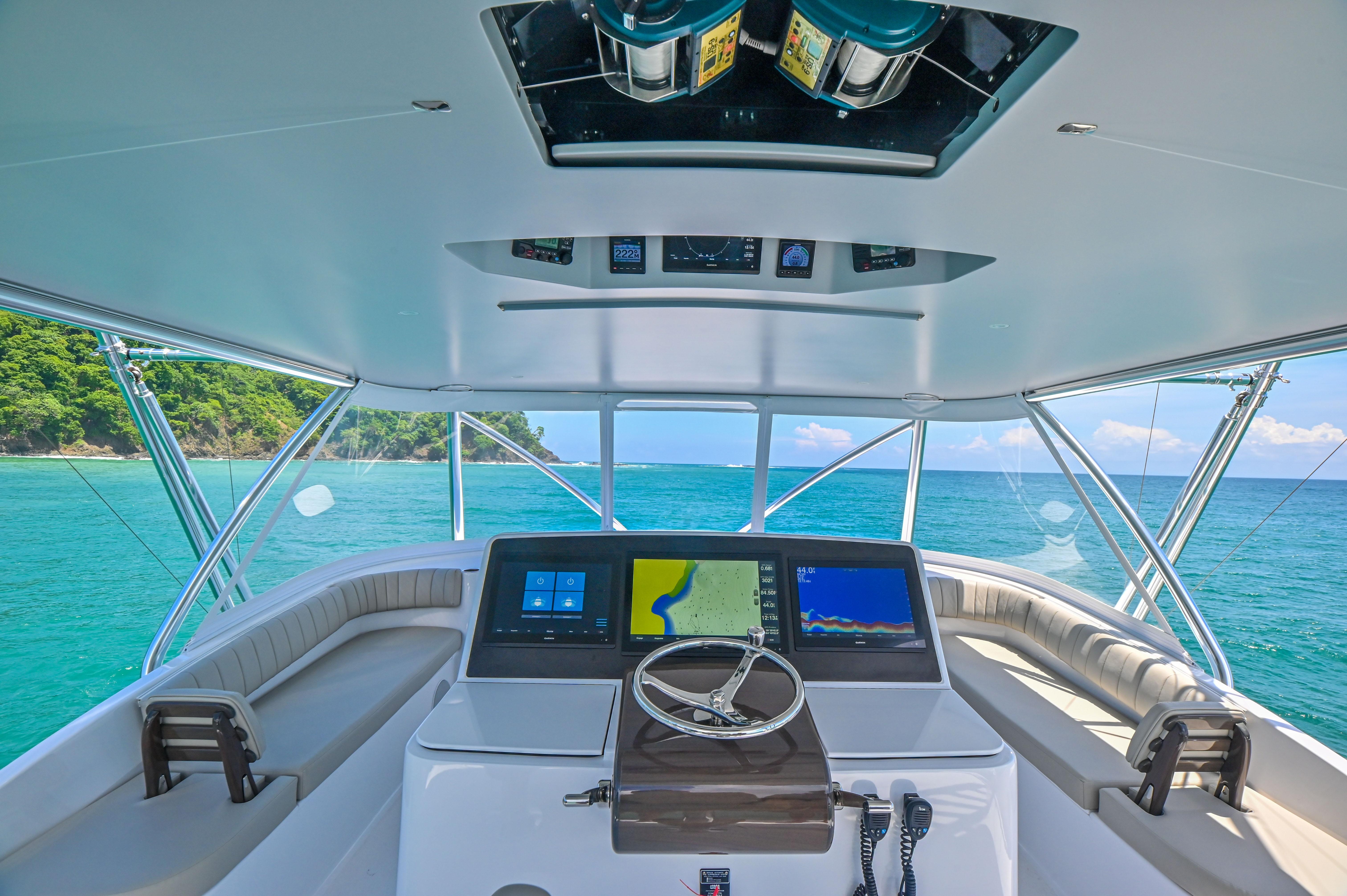 2021 Hatteras 65 GT - Fish Tank - Helm & Electronics