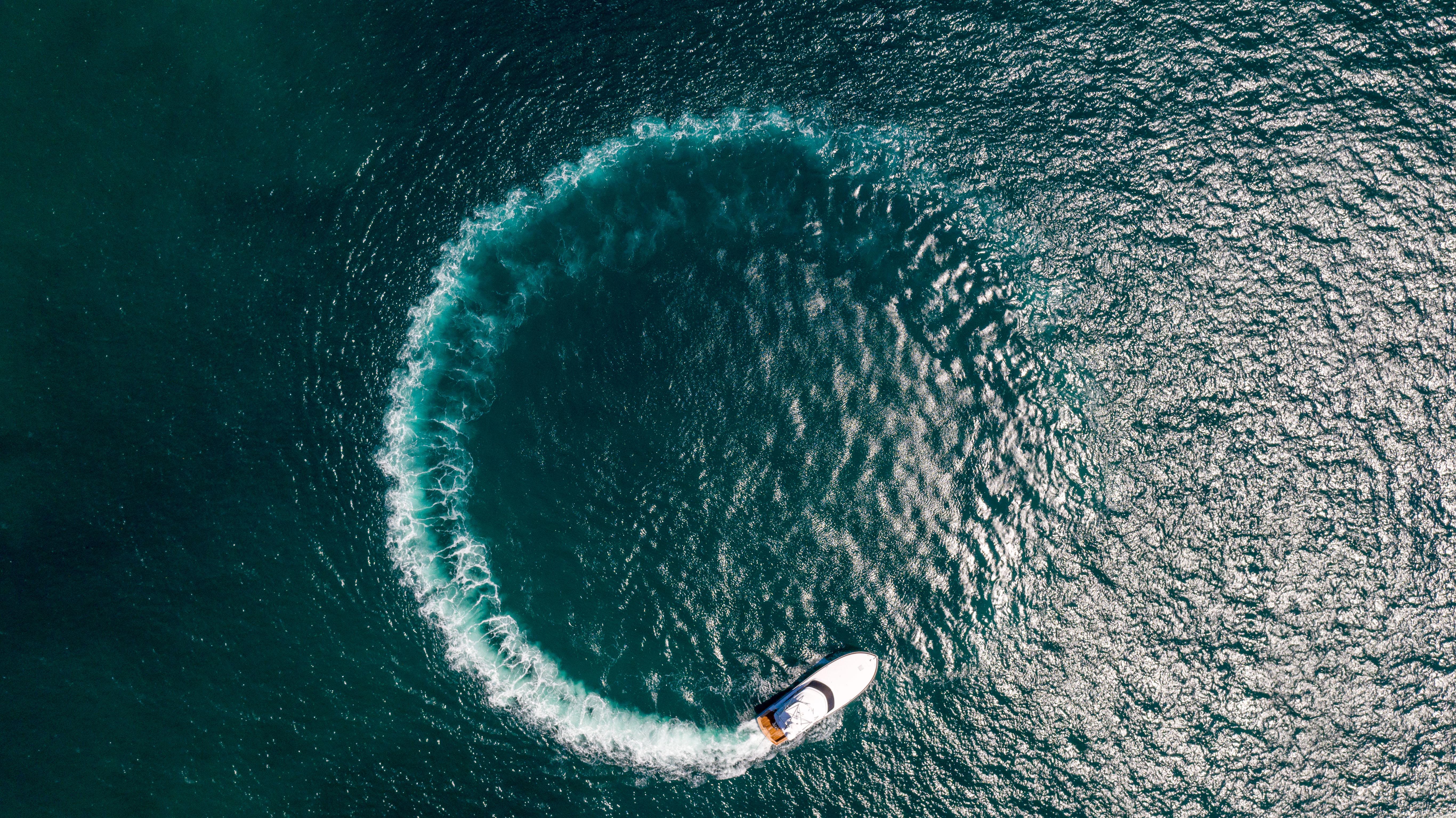 2021 Hatteras 65 GT - Fish Tank - Aerial Profile
